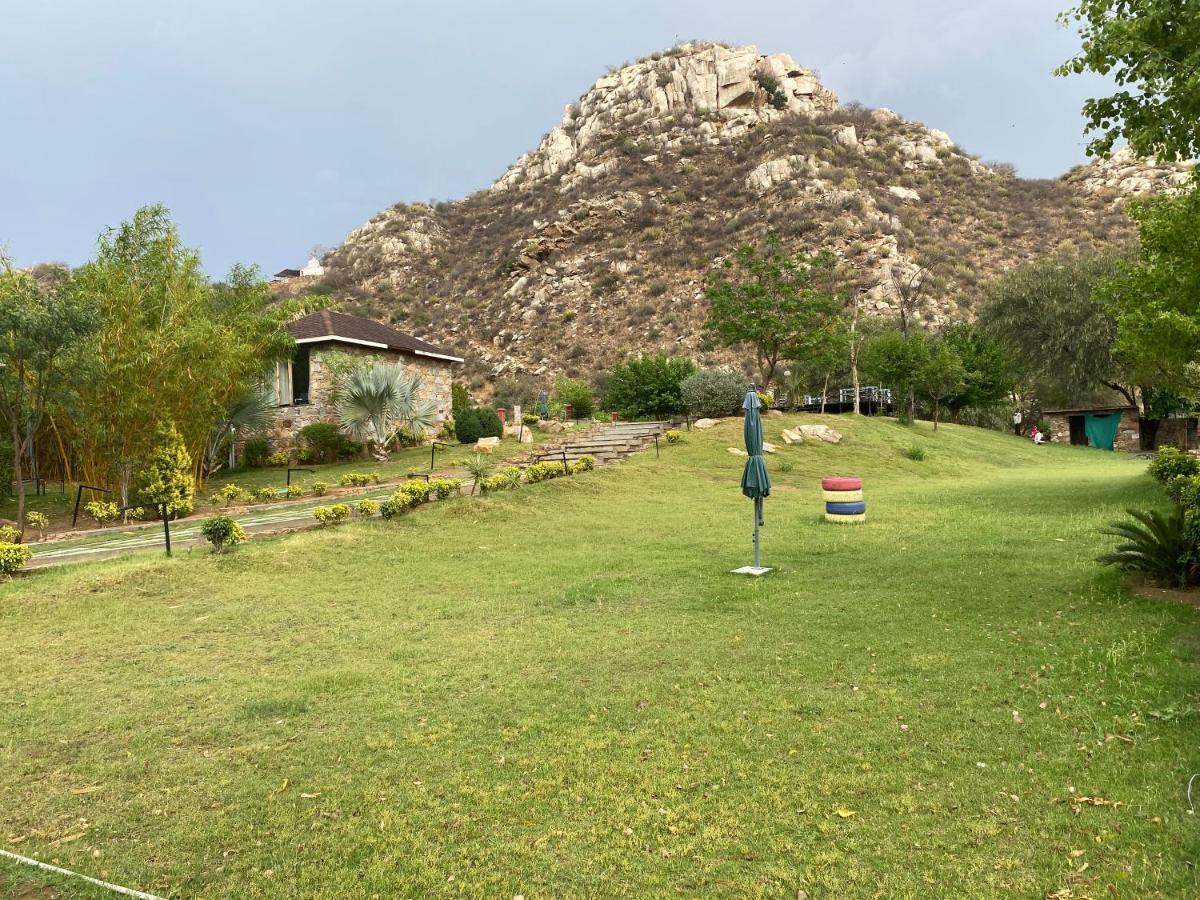 Grass Field Valley Resort ジャイプール エクステリア 写真