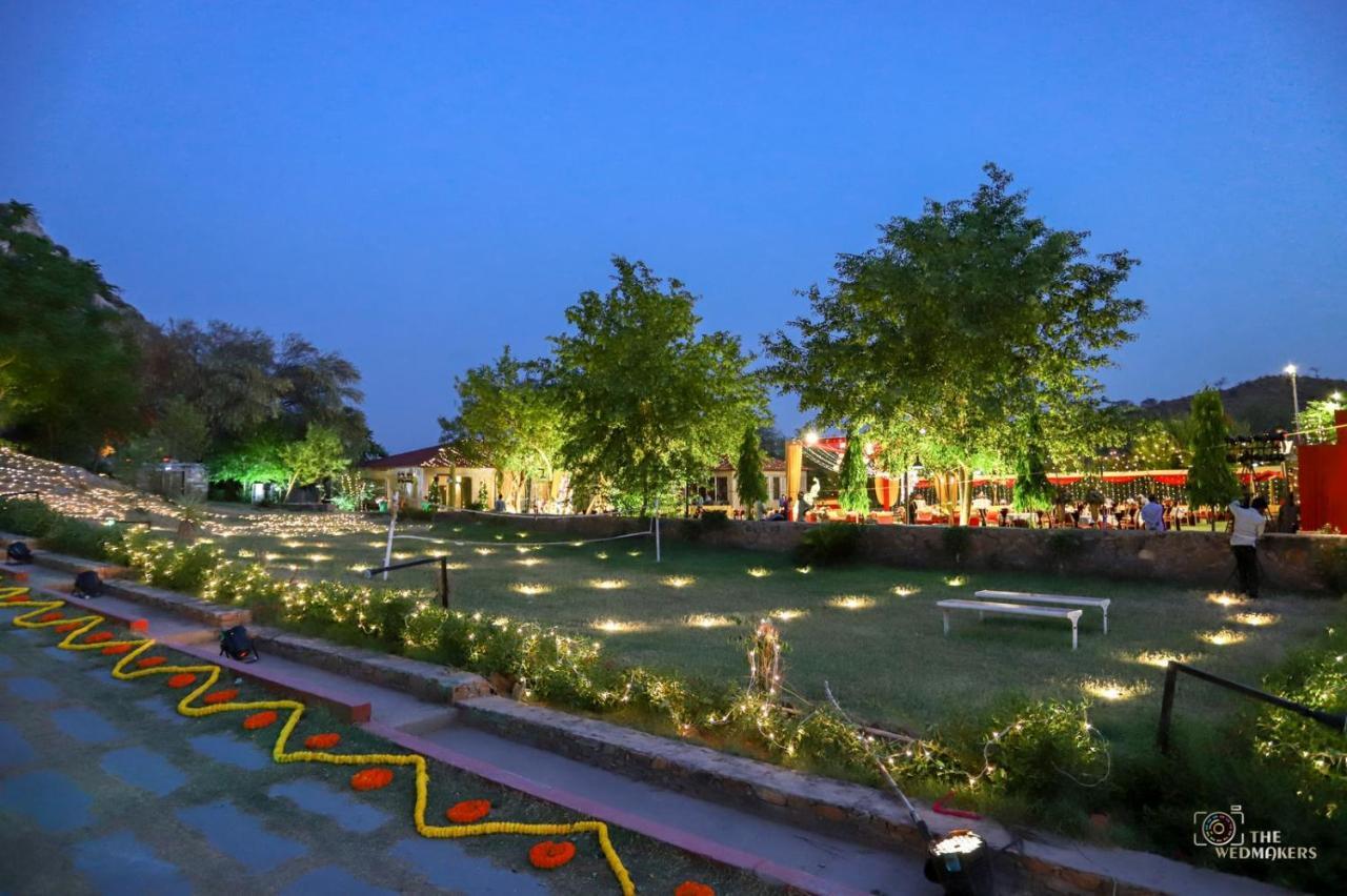 Grass Field Valley Resort ジャイプール エクステリア 写真